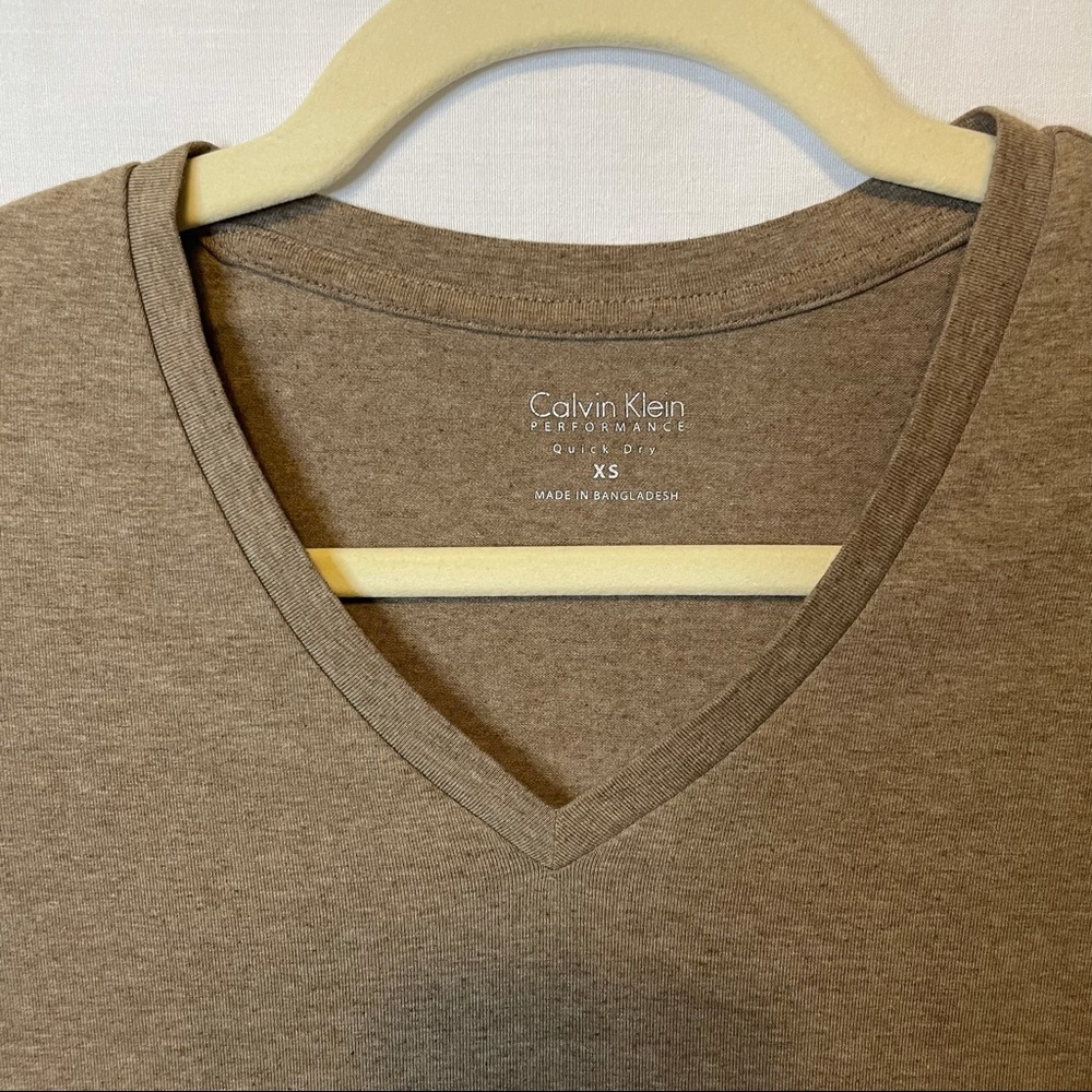 Calvin Klein Performance Brown V Neck T Shirt - XS - Picture 4 of 8